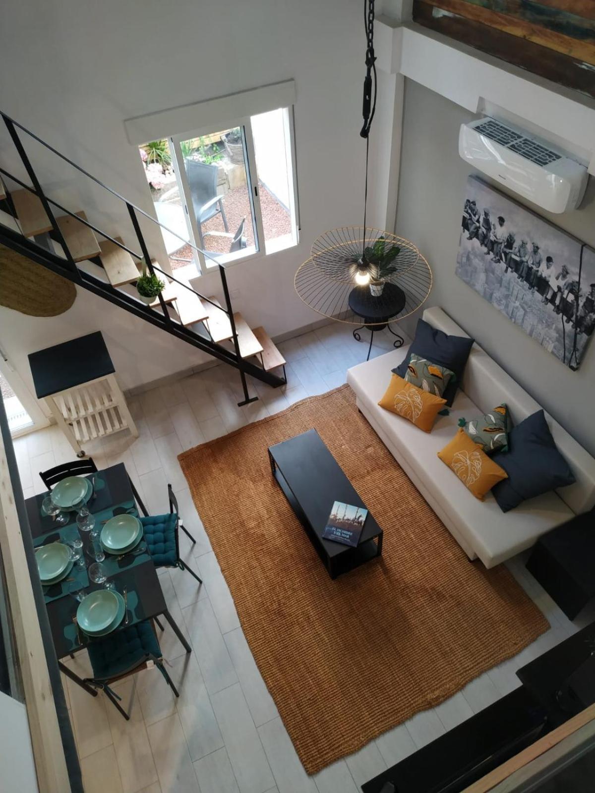 Centrico Apartamento Familiar Con Patio Privado Alicante Luaran gambar